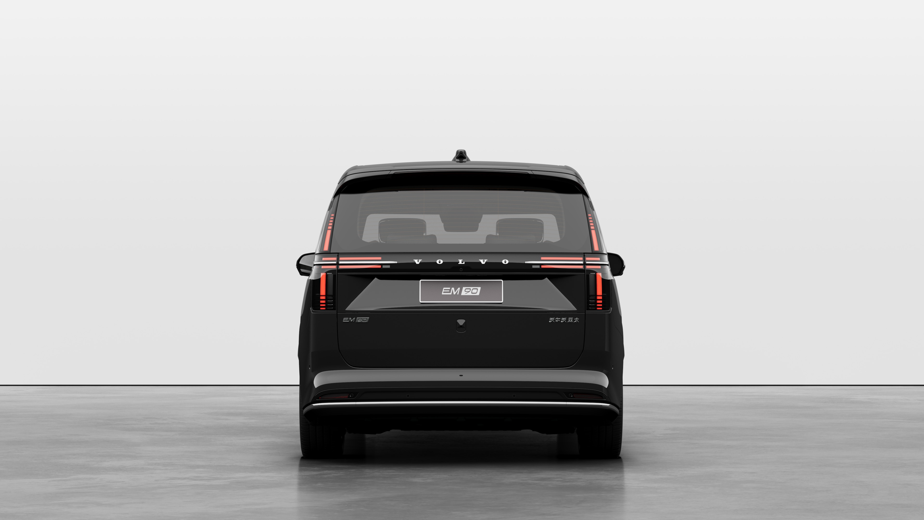 沃尔沃汽车后视图在朴素的工作室背景下。