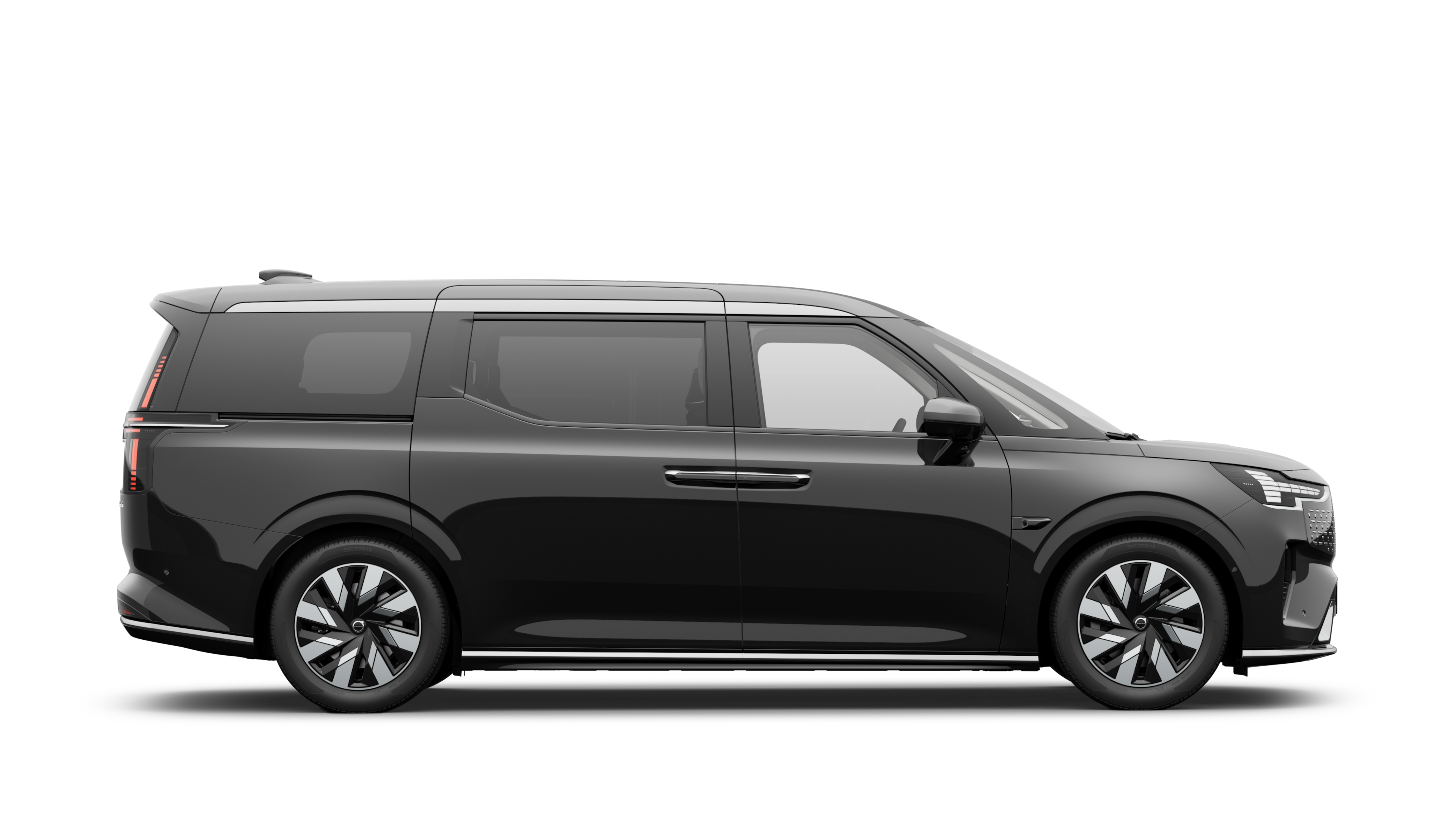 沃尔沃汽车侧视图在纯工作室背景上显示关闭的车门和可见的车轮设计。