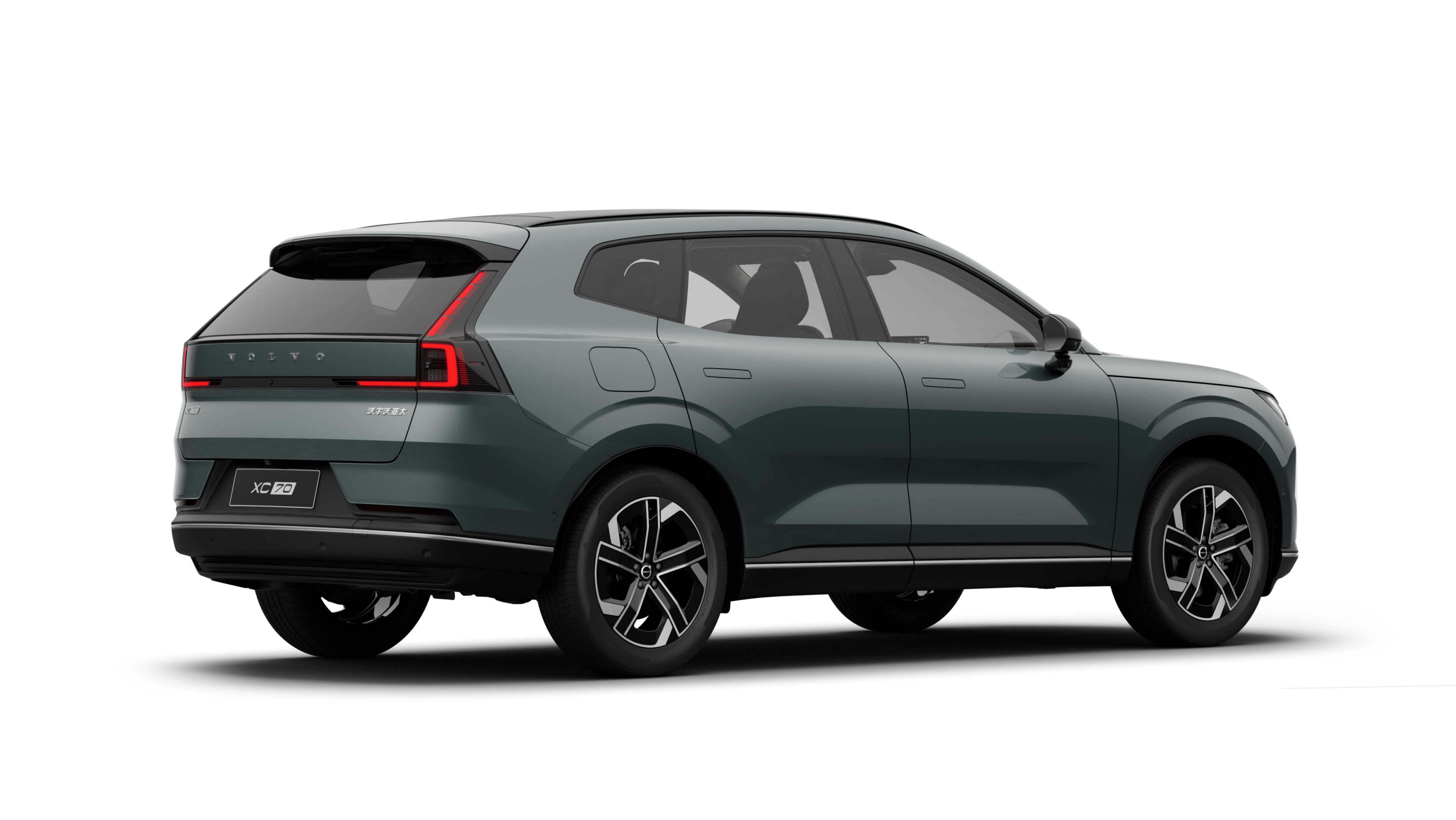 沃尔沃汽车后部四分之三视图，在普通工作室背景上。