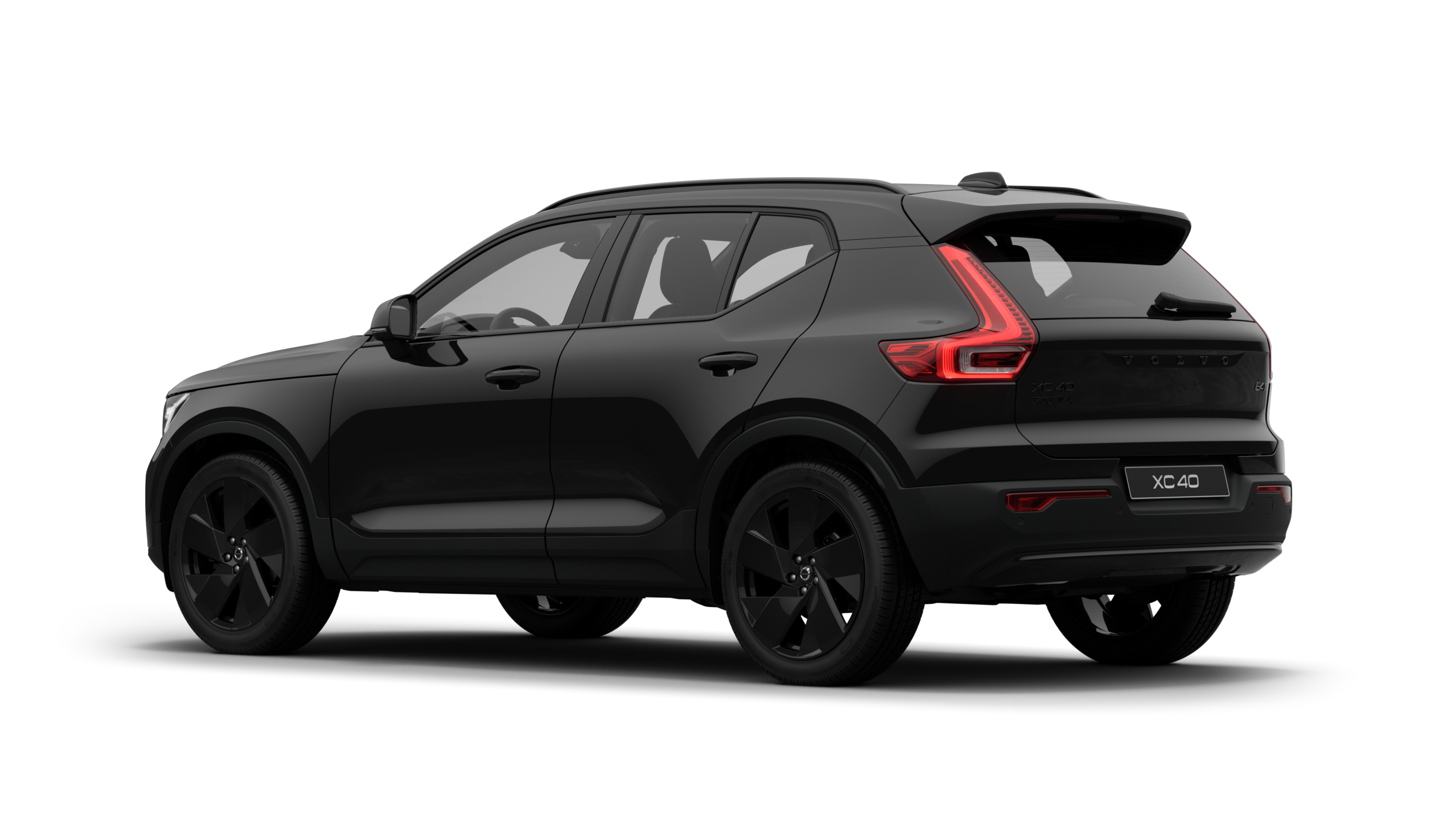 沃尔沃汽车后部四分之三视图，背景为朴素的工作室。